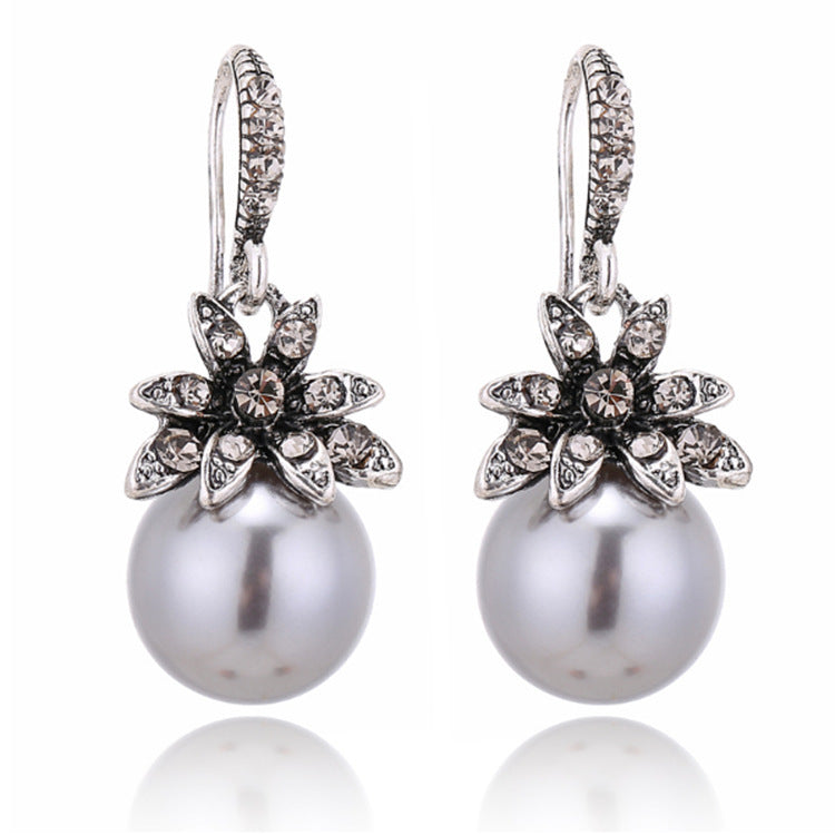 European And American Fashion Creative New Pearl Earrings